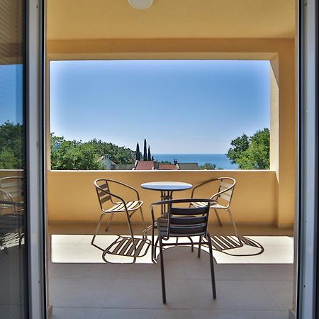 Apartmani Agape Petrovac Buitenkant foto