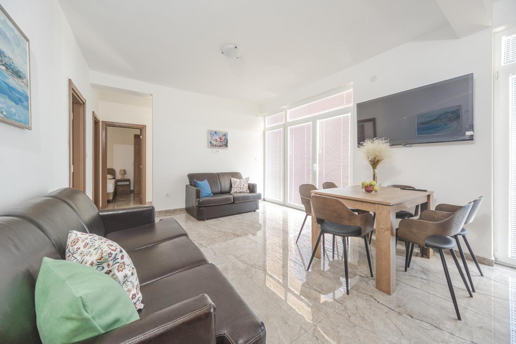 Apartmani Agape Petrovac Buitenkant foto