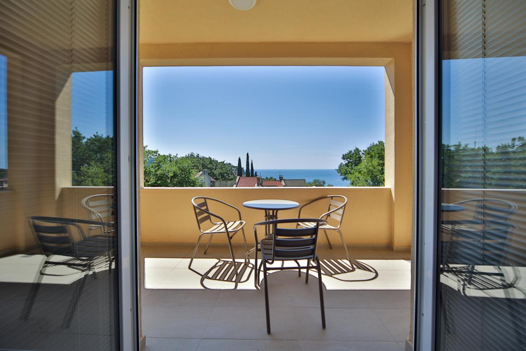 Apartmani Agape Petrovac Buitenkant foto
