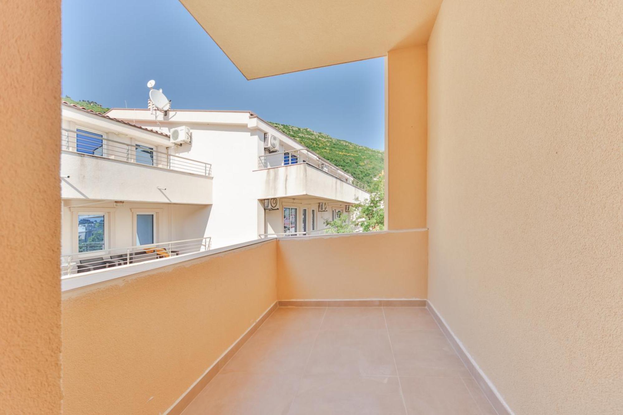 Apartmani Agape Petrovac Buitenkant foto