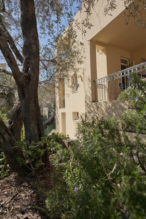 Apartmani Agape Petrovac Buitenkant foto
